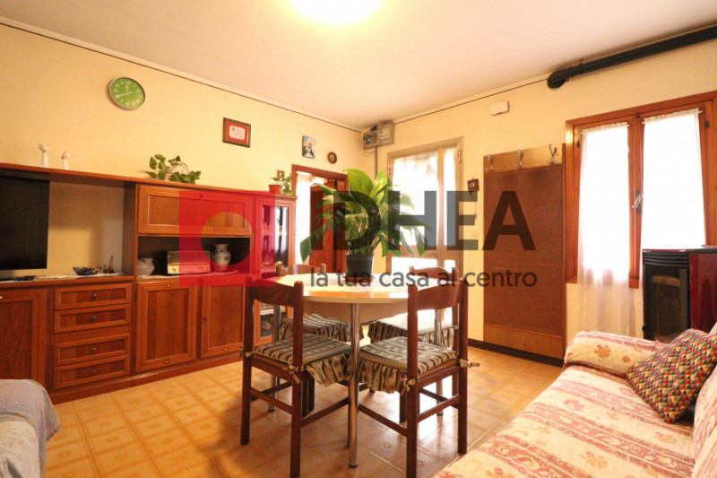 PONZANO VENETO

""" RIFERIMENTO FRP4 """

L'agenzia immobiliare Idhea ha il piacere di proporvi q...