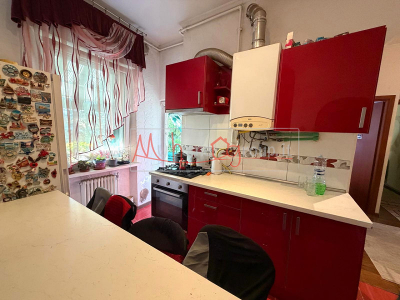 BRUSEGANA - (rif.A45-s) - Vendiamo appartamento al terzo piano senza ascensore, comodo ai servizi...