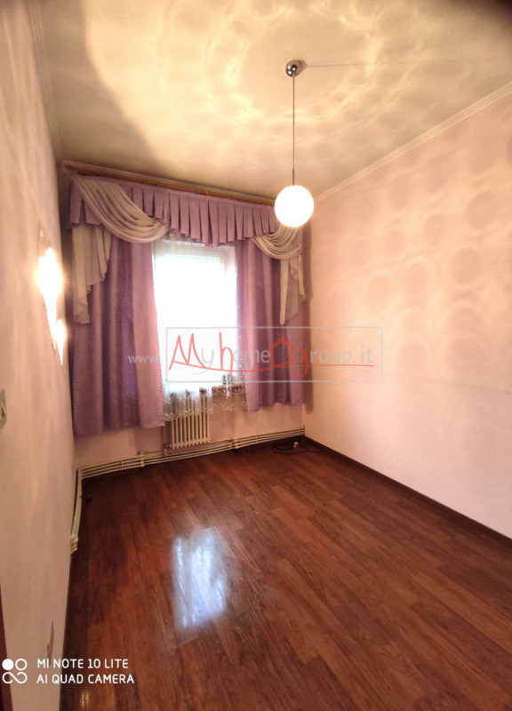 BRUSEGANA - (rif.A45-s) - Vendiamo appartamento al terzo piano senza ascensore, comodo ai servizi...