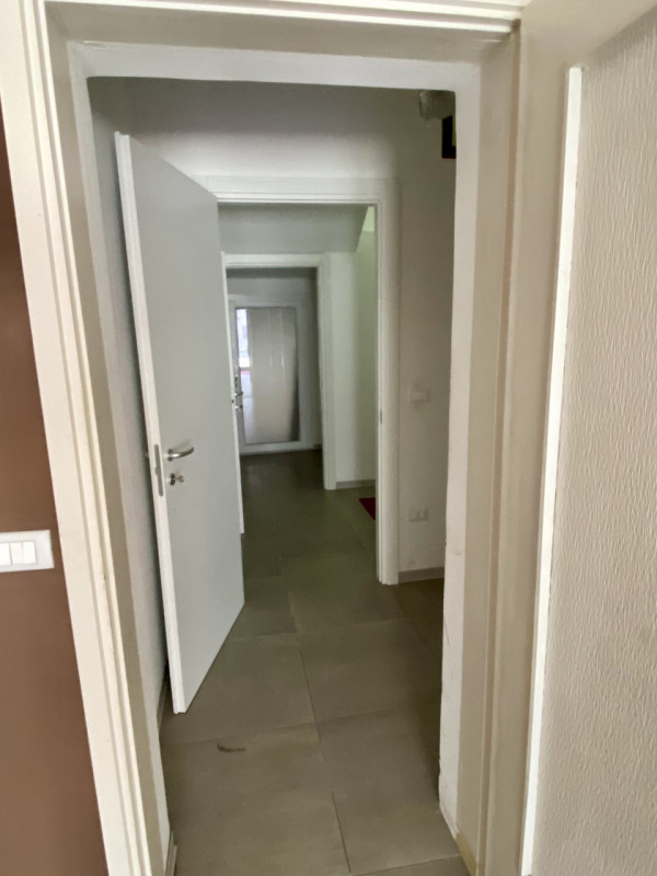 In posizione strategica a Castelfranco Veneto (TV), su strada di forte passaggio veicolare e pedo...