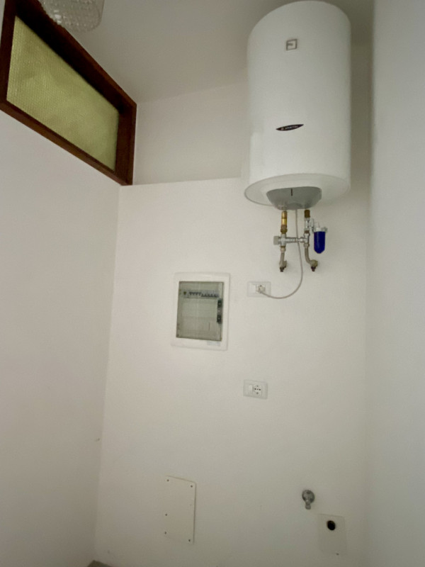 In posizione strategica a Castelfranco Veneto (TV), su strada di forte passaggio veicolare e pedo...