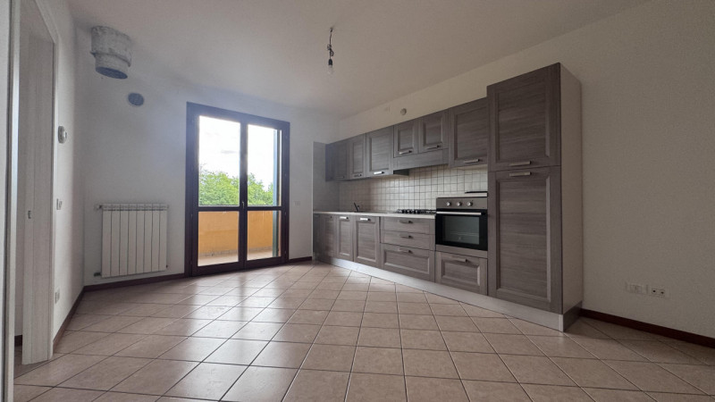 In zona residenziale a Bovolenta (5 km da Conselve e/o Casalserugo), in una palazzina moderna dal...