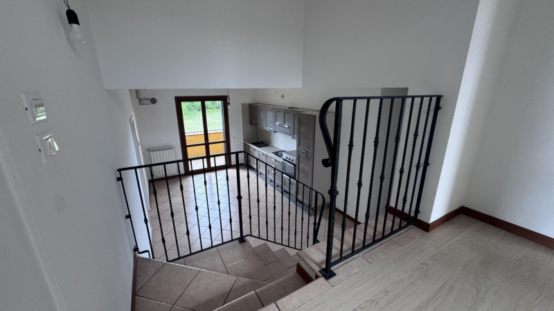 In zona residenziale a Bovolenta (5 km da Conselve e/o Casalserugo), in una palazzina moderna dal...