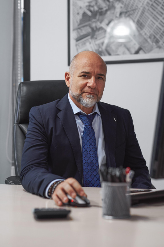 CAMISANO VICENTINO - C.E.F - ABITARE IN CENTRO in una signorile Villa con GIARDINO privato. La ca...