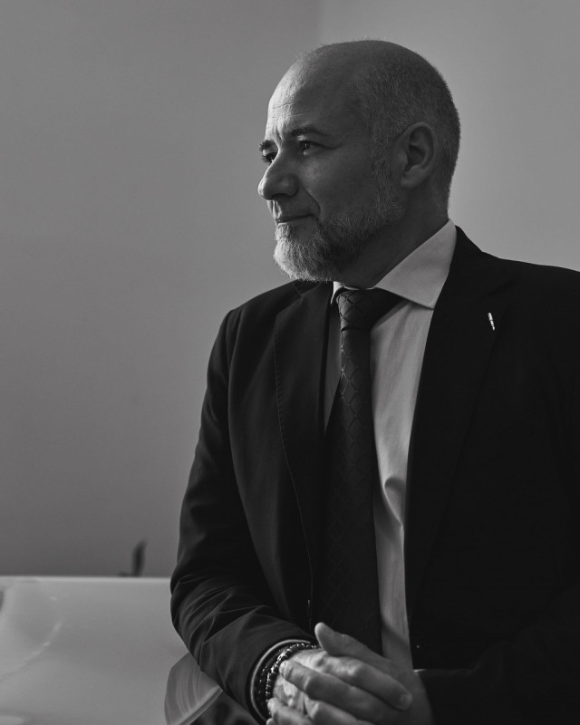 CAMISANO VICENTINO - C.E.F - ABITARE IN CENTRO in una signorile Villa con GIARDINO privato. La ca...