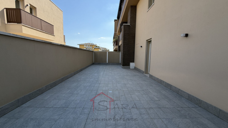 PADOVA: Nel cuore di Vigodarzere, proponiamo in vendita un appartamento quadrilocale moderno e lu...