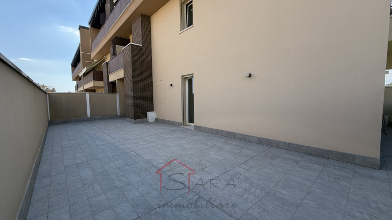 PADOVA: Nel cuore di Vigodarzere, proponiamo in vendita un appartamento quadrilocale moderno e lu...