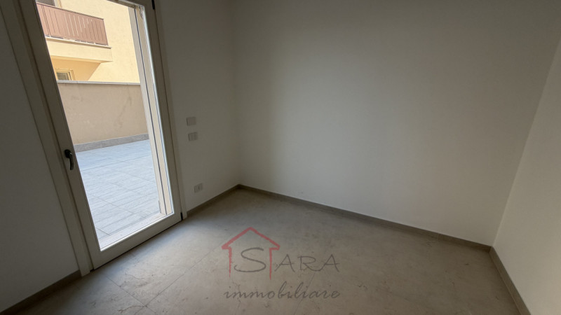 PADOVA: Nel cuore di Vigodarzere, proponiamo in vendita un appartamento quadrilocale moderno e lu...