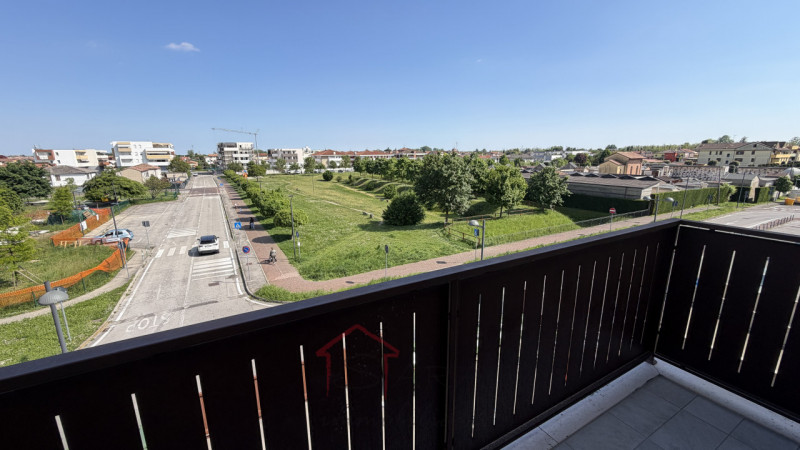 PADOVA – VIGODARZERE CENTRO
Recente costruzione | Appartamento con due terrazze

In posizione cen...