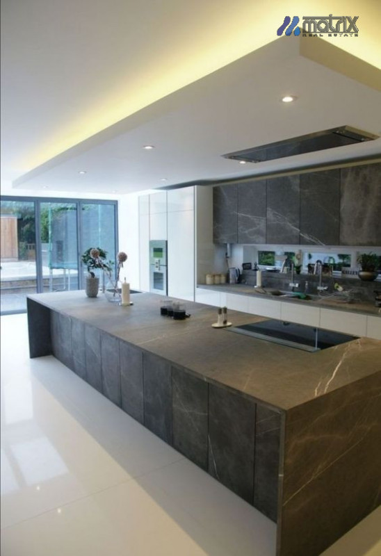 Villa a Saonara  (PD) €. 485.000  .

Splendida Villa su due livelli, in stile moderno, con tetto ...