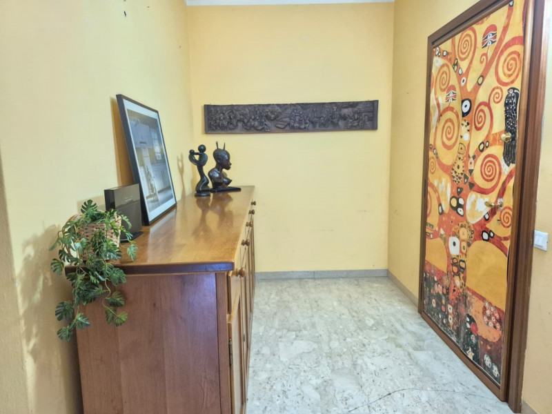 In una zona residenziale tranquilla e ben servita, nel quartiere Firenze di Bassano del Grappa, c...