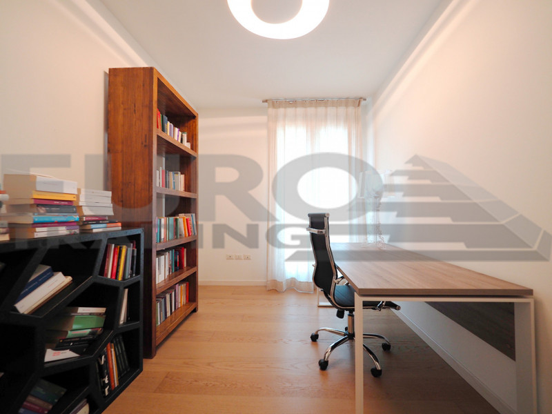 Nella zona centrale di Gaggio di Marcon, in una posizione centrale e servita, proponiamo in esclu...