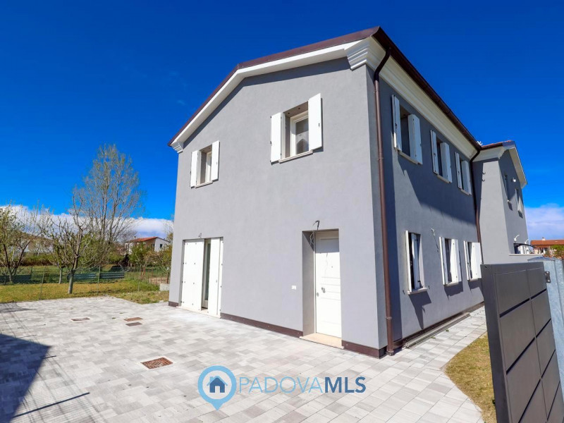 Immobile in esclusiva al Gruppo Padova MLS

Abano Terme – zona Giarre

In uno dei contesti più tr...