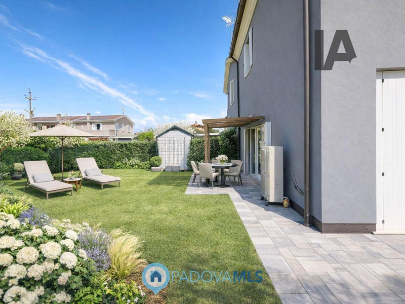 Immobile in esclusiva al Gruppo Padova MLS

Abano Terme – zona Giarre

In uno dei contesti più tr...