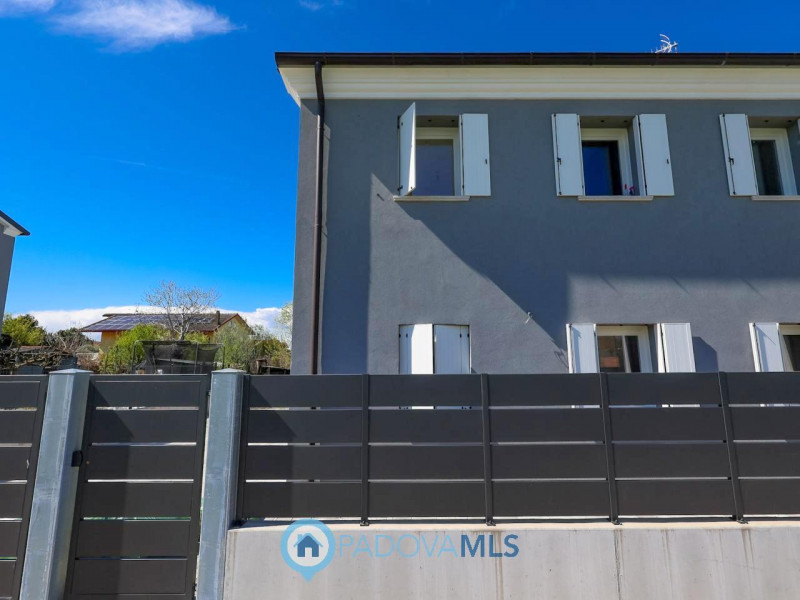 Immobile in esclusiva al Gruppo Padova MLS

Abano Terme – zona Giarre

In uno dei contesti più tr...