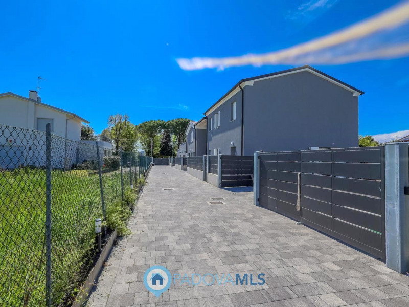 Immobile in esclusiva al Gruppo Padova MLS

Abano Terme – zona Giarre

In uno dei contesti più tr...