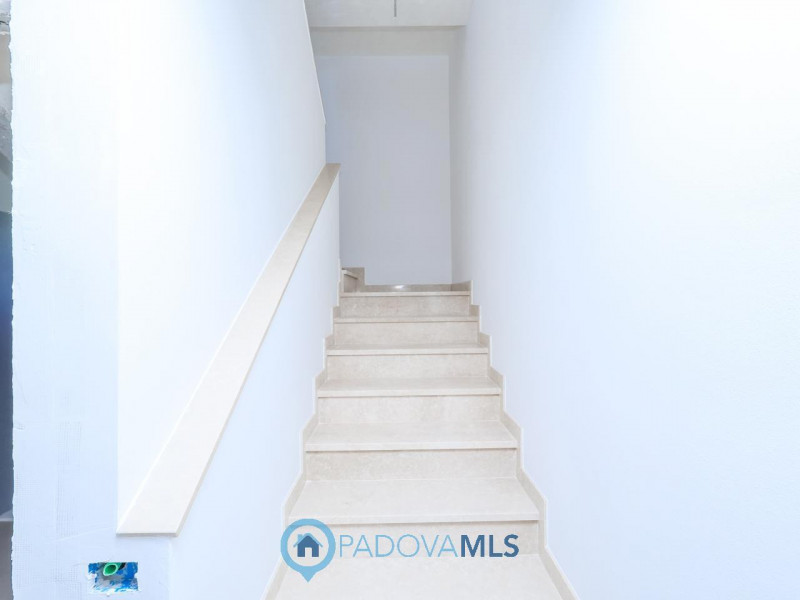 Immobile in esclusiva al Gruppo Padova MLS

Abano Terme – zona Giarre

In uno dei contesti più tr...