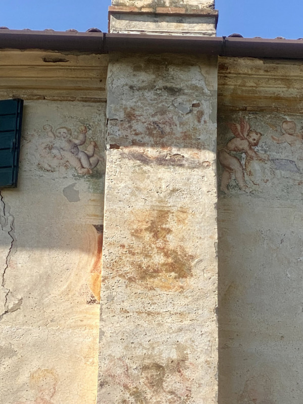 La bellissima ed elegante residenza signorile di campagna apparteneva a una nobile famiglia di Tr...