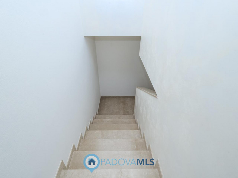 Immobile in esclusiva al Gruppo Padova MLS
Abano Terme – zona Giarre

In uno dei contesti più tra...