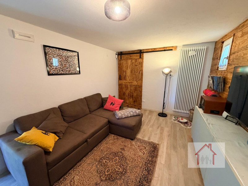 CASA SINGOLA SU DUE PIANI NELLA ZONA DI SANTI ANGELI
Nel cuore del Montello, nella rinomata e tra...