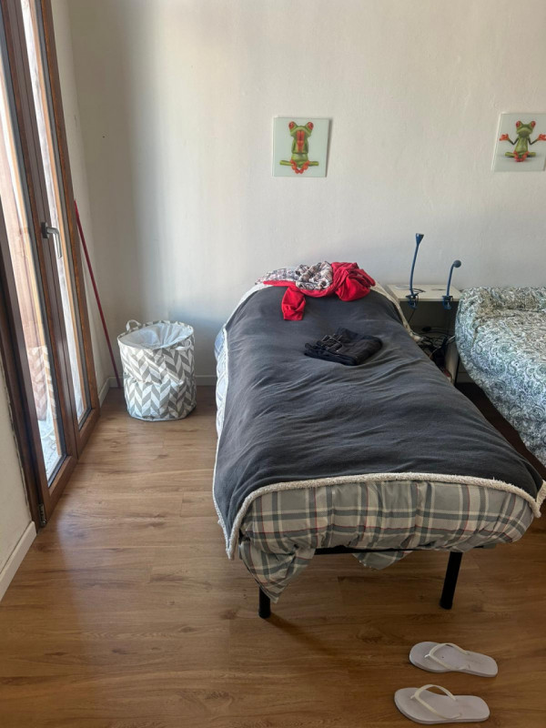 Proponiamo in affitto un posto letto in stanza doppia in via Agordat,15 a Padova, ideale per stud...