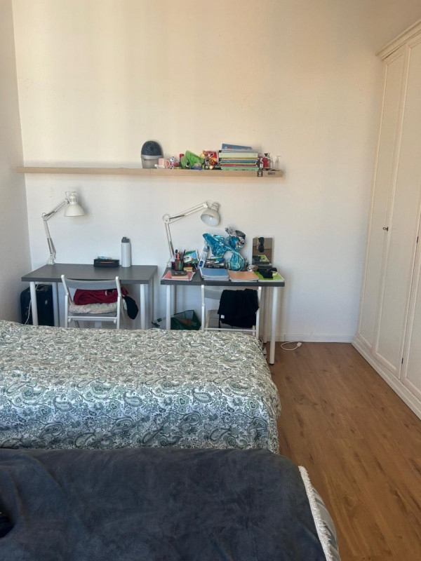 Proponiamo in affitto un posto letto in stanza doppia in via Agordat,15 a Padova, ideale per stud...