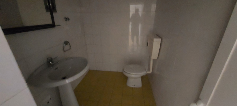 In posizione strategica nel pieno centro di Piazzola sul Brenta proponiamo in affitto ufficio fun...