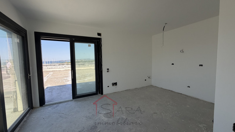 PUNTONE DI SCARLINO – ATTICO FRONTE MARINA CON TERRAZZA PANORAMICA VISTA ISOLA D’ELBA

Nel cuore ...