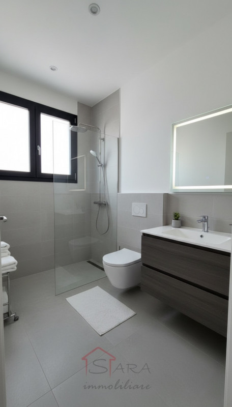 PUNTONE DI SCARLINO – ATTICO FRONTE MARINA CON TERRAZZA PANORAMICA VISTA ISOLA D’ELBA

Nel cuore ...