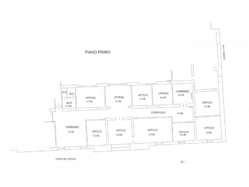 Proponiamo in vendita un ampio ufficio situato al primo piano di un complesso a destinazione terz...