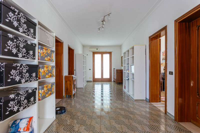 In vendita a Pozzonovo, proponiamo una splendida casa indipendente, recentemente ristrutturata, c...