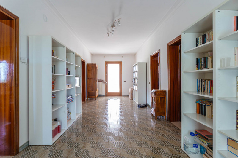 In vendita a Pozzonovo, proponiamo una splendida casa indipendente, recentemente ristrutturata, c...