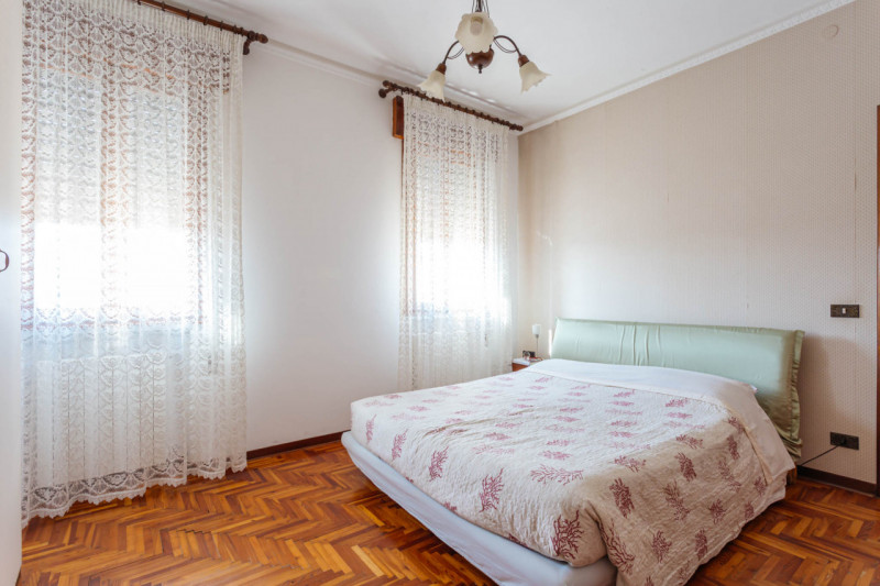 In vendita a Pozzonovo, proponiamo una splendida casa indipendente, recentemente ristrutturata, c...