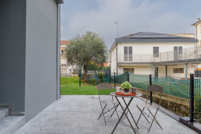 In zona Sant'Andrea a Vicenza , uno dei quartieri più amati di Vicenza, si trova un appartamento ...