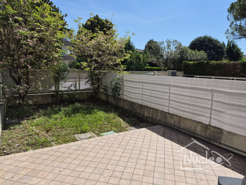 ABANO TERME: In zona centralissima su piccola palazzina di recente costruzione proponiamo in affi...