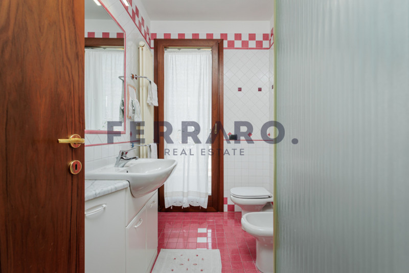 Treviso, Santa Maria del Rovere. Codice MSF-30

Proponiamo in vendita esclusivo attico situato al...