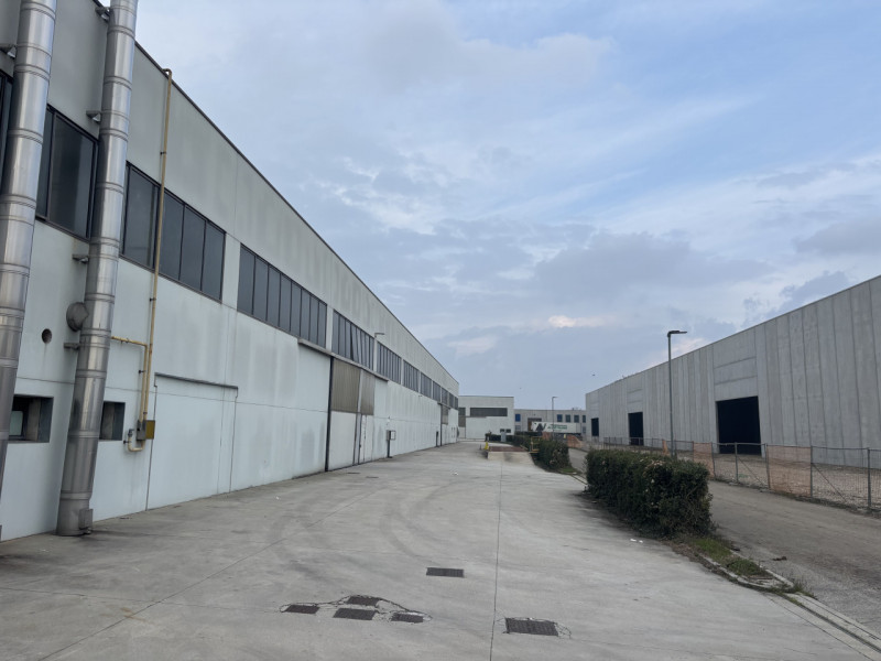 CONTATTARE ANDREA: 3288822042

Scopri questa straordinaria opportunità di investimento con la ven...