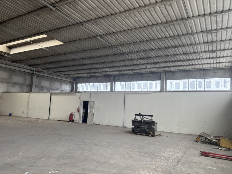 CONTATTARE ANDREA: 3288822042

Situato nel cuore della vivace comune di Istrana, questo impressio...