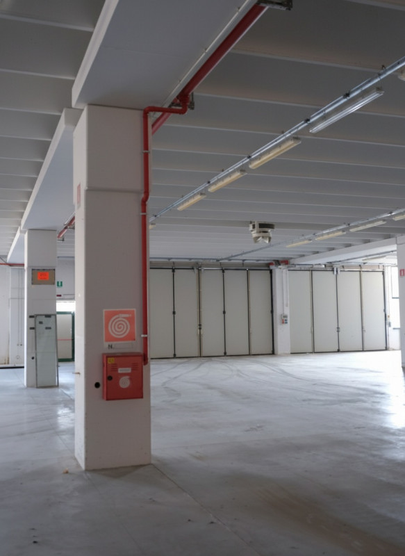 Capannone industriale 3.000 mq in locazione a Piovene Rocchette (VI) – altezza 5,5 m, vicino case...