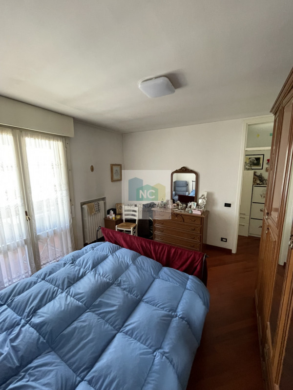 Padova zona torre. Al terzo piano con ascensore, proponiamo un appartamento in NUDA PROPRIETA' ma...