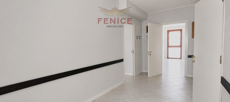 Nel cuore di San Martino di Lupari, in elegante contesto residenziale servito da ascensore, propo...