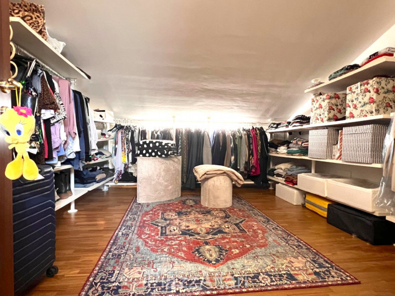 In palazzina di poche unità abitative e di recente costruzione, appartamento disposto su 2 livell...