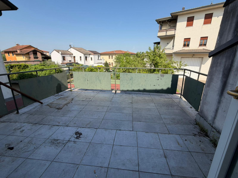 UBICAZIONE E CONTESTO
Proponiamo in vendita una casa indipendente situata nel quartiere Maddalene...