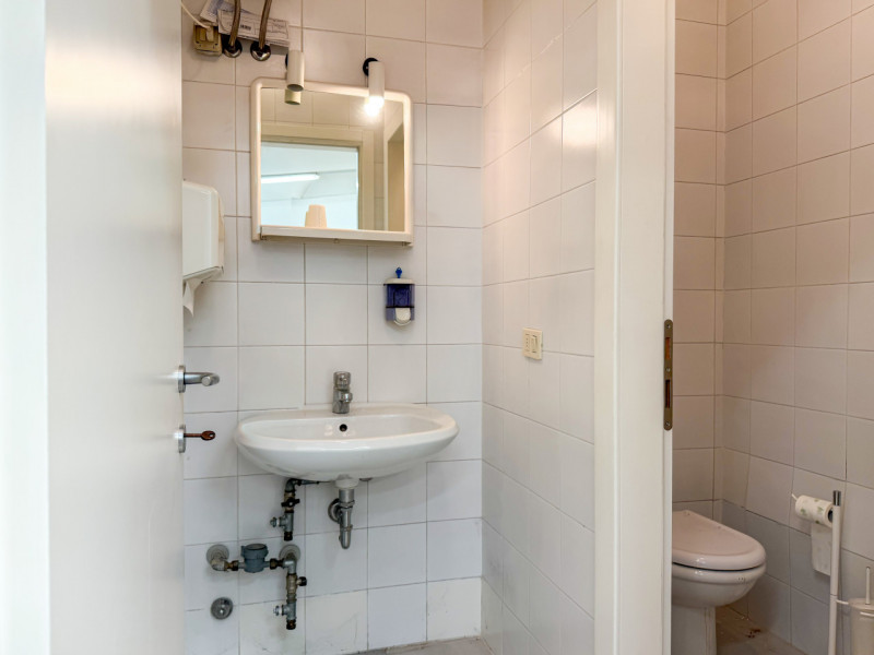 (PER INFO VITTORIO 3517343301) In una delle zone più comode e strategiche di Vicenza, precisament...