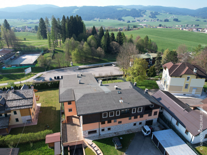 Asiago Immobiliare propone questa interessante esclusiva di vendita: si tratta di un appartamento...