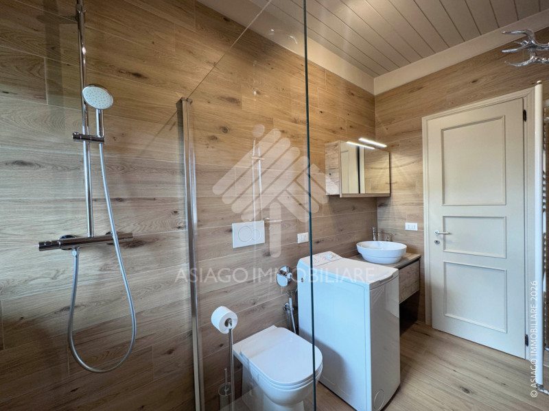 Asiago Immobiliare propone questa interessante esclusiva di vendita: si tratta di un appartamento...