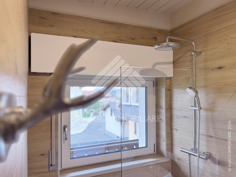 Asiago Immobiliare propone questa interessante esclusiva di vendita: si tratta di un appartamento...