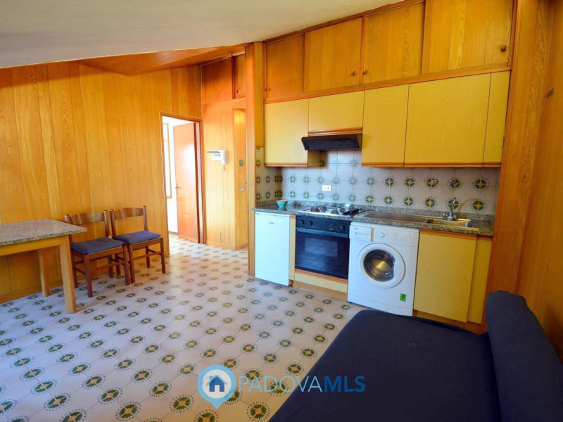 Immobile in esclusiva al Gruppo Padova MLS

Portello (via Belzoni): Scopri questo delizioso appar...