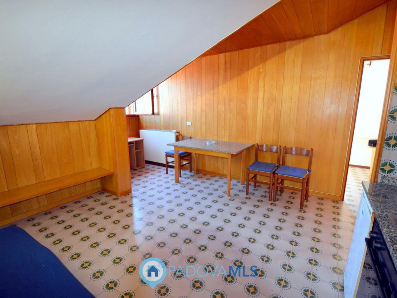 Immobile in esclusiva al Gruppo Padova MLS

Portello (via Belzoni): Scopri questo delizioso appar...