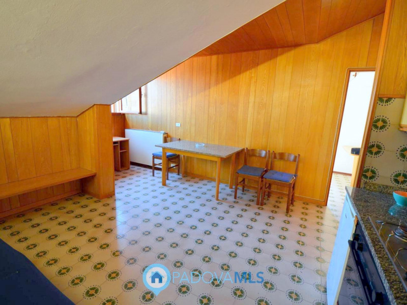 Immobile in esclusiva al Gruppo Padova MLS

Portello (via Belzoni): Scopri questo delizioso appar...